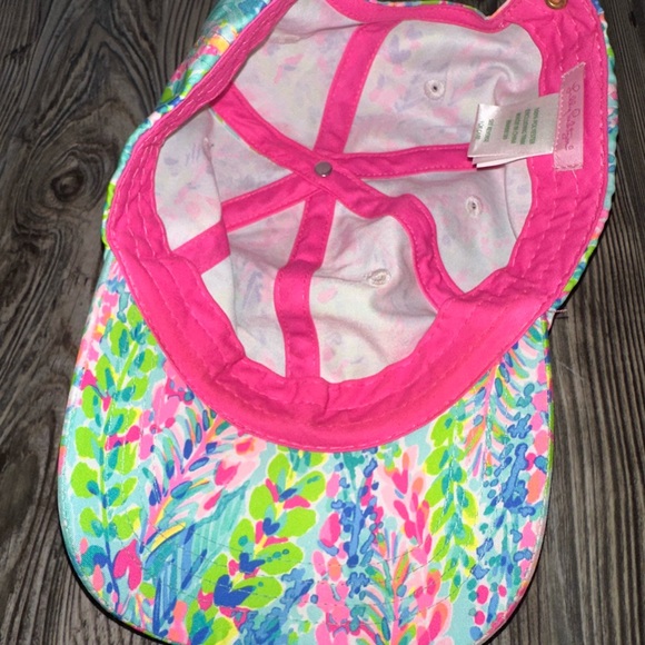 Lilly Pulitzer Catch The Wave Run Around Hat Gold Hard To Find Baseball Cap - Picture 4 of 5